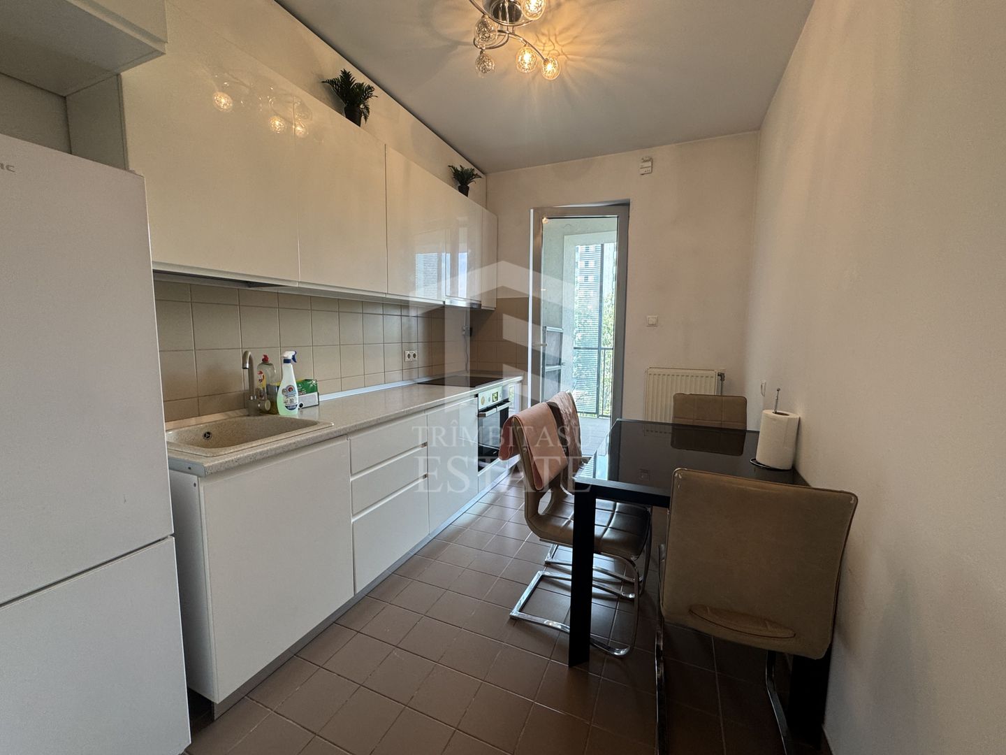 3 Camere Asmitha Gardens 100 mp Metrou 7 m PET FRIENDLY Etaj 2 - Poză 7