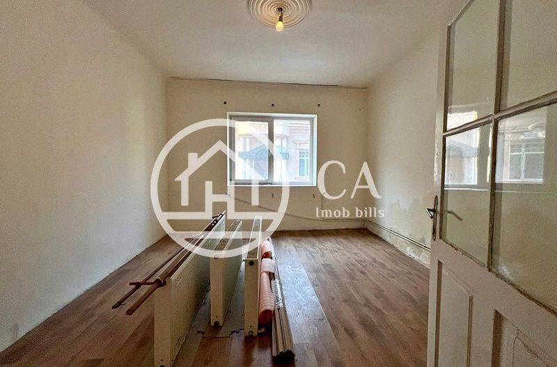 Apartament de vânzare cu 2 camere în zona ULTRACENTRALĂ, Oradea - Poză 1