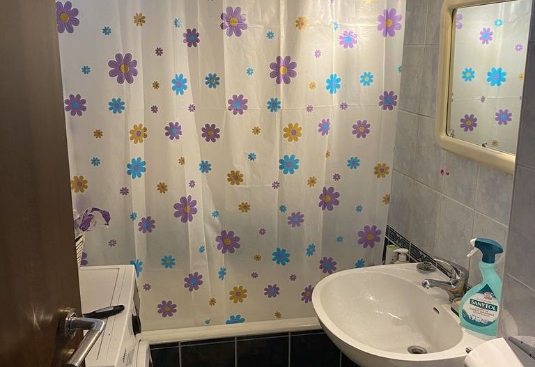 De vanzare apartament 3 camere Drumul Taberei - Poză 9