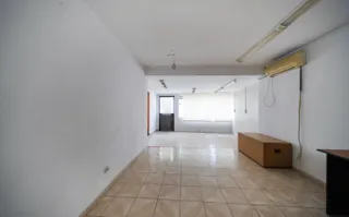 CASĂ CU TEREN 262 MP ȘI SPAȚIU COMERCIAL – SECTOR 4, BUCUREȘTI - Poză 11