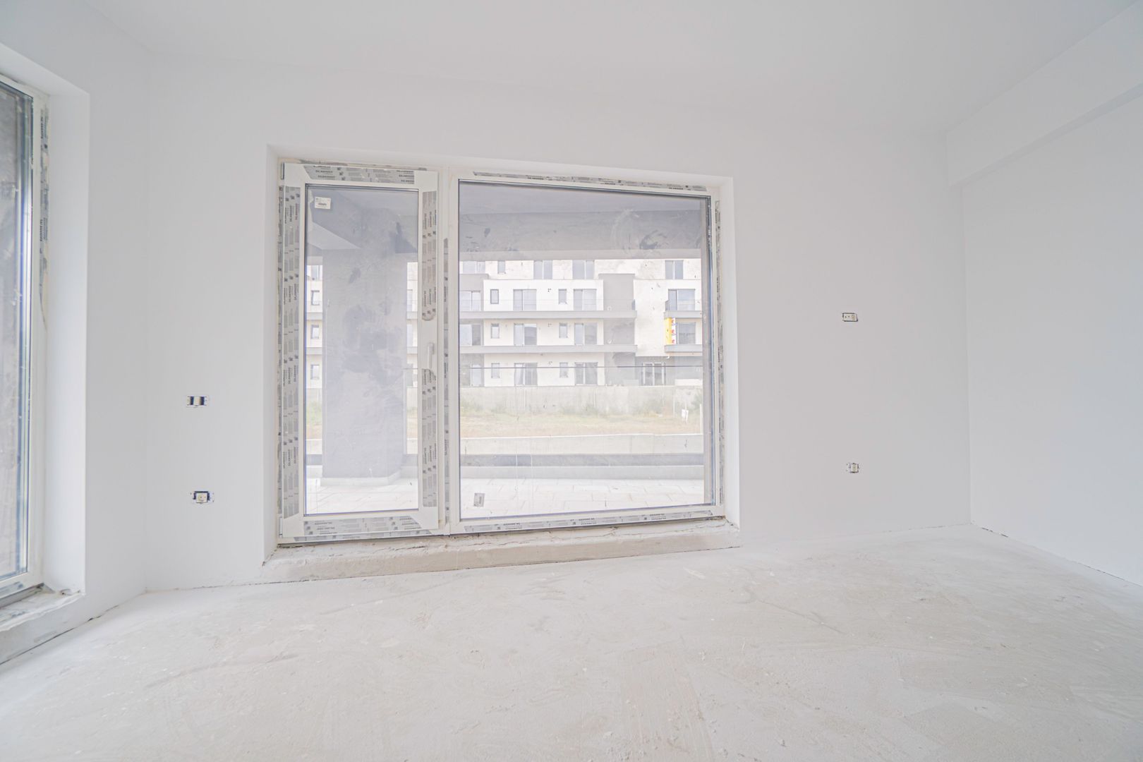 Tomis Nord - Vanzare apartament decomandat cu 3 camere, bloc nou. - Poză 4