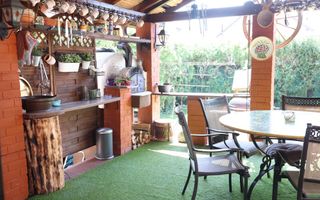 Casa 4 camere, de vanzare 138 mp utili - Poză 9