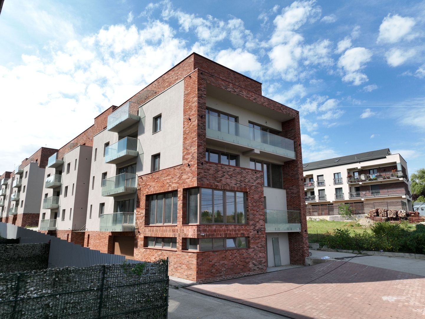 Spatiu Comercial 138MP PARTER GlassHouse Residence Borhanci - Poză 1