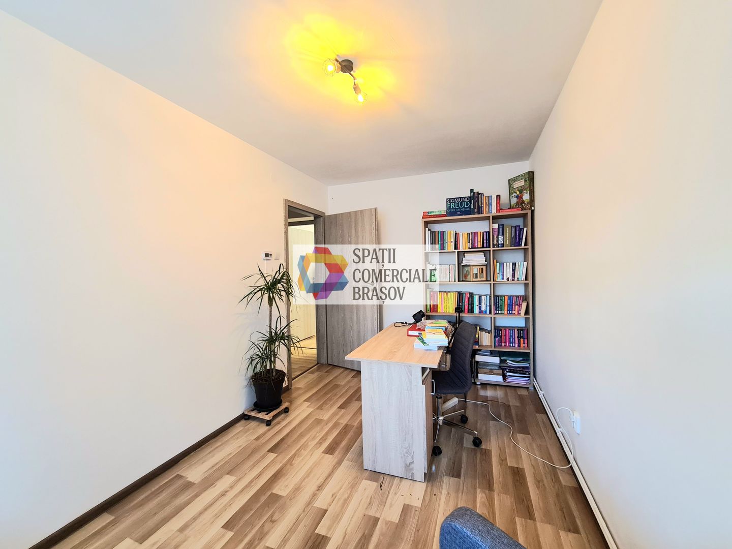 Spatiu comercial de închiriat Brasov - 50 mp  # spatii-comerciale-brasov.ro - Poză 4