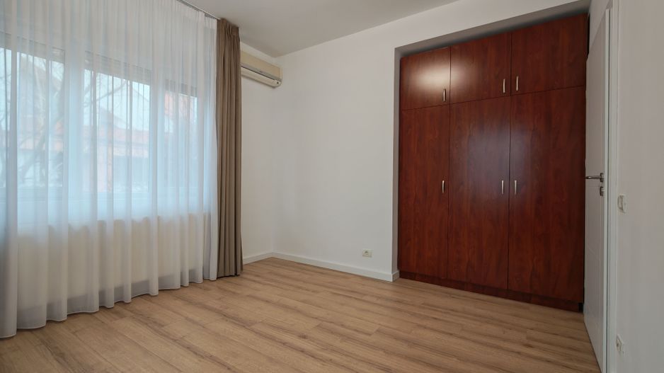 Vilă duplex Pipera, grădină, parcare - Poză 8