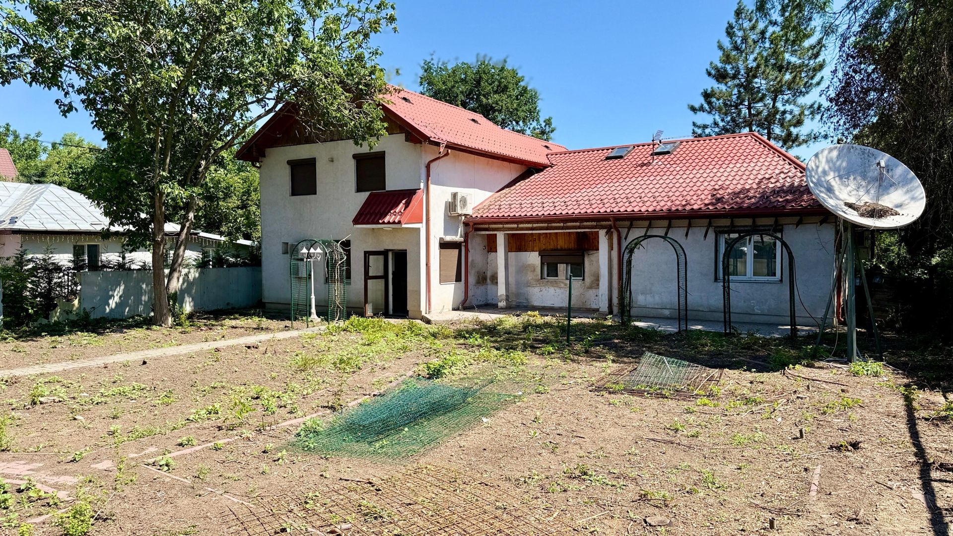 Teren Intravilan 3000mp | Parcelat | 3 parcele ramase din 4 | 2 Deschideri | P+2 - Poză 3