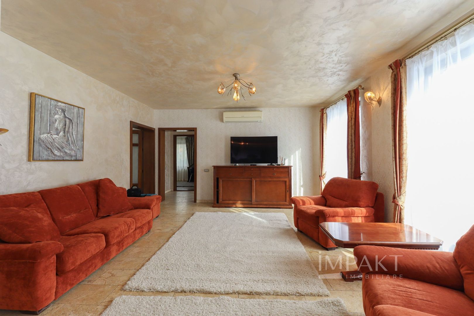 Casa deosebita cu teren de 900mp in cartierul Faget - Poză 5