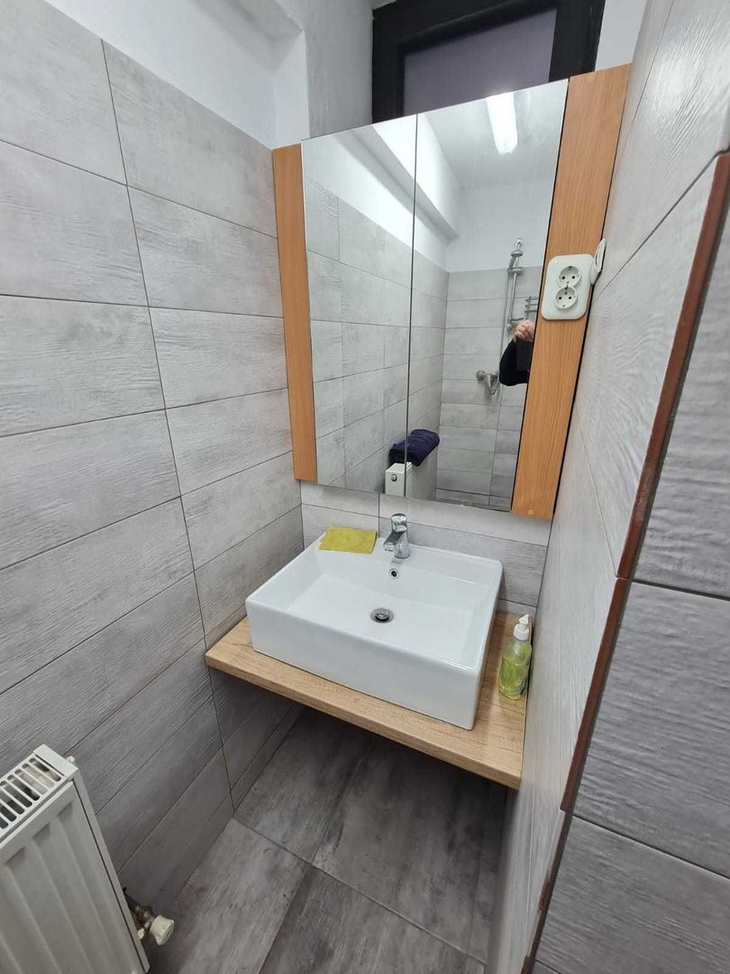 Apartament in vila zona Baicului - Poză 5