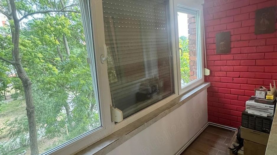 Decomandat,etaj 2, recent renovat, aproape de Iulius Mall si centru - Poză 6