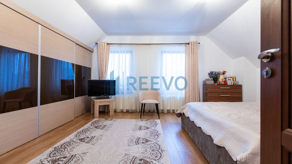 Casă/Vilă de vânzare în Trebeș, Mărgineni, jud Bacău - Poză 11