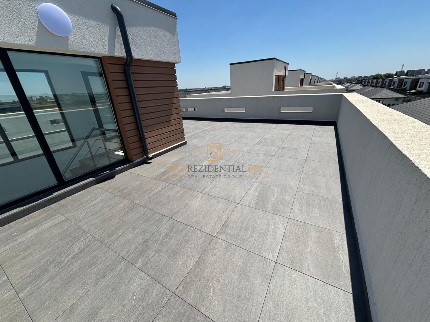 Vila individuala, Tunari, P+1+terasa, finisaje premium, mobilata lux - Poză 23