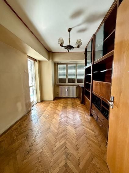 Apartament 4 camere mare și luminos– Șoseaua Nicolae Titulescu - Poză 1