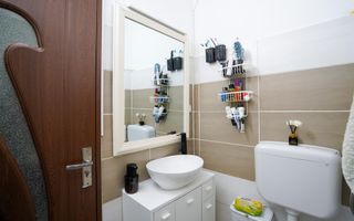 Casa cu 3 camere Cantemir - Poză 6