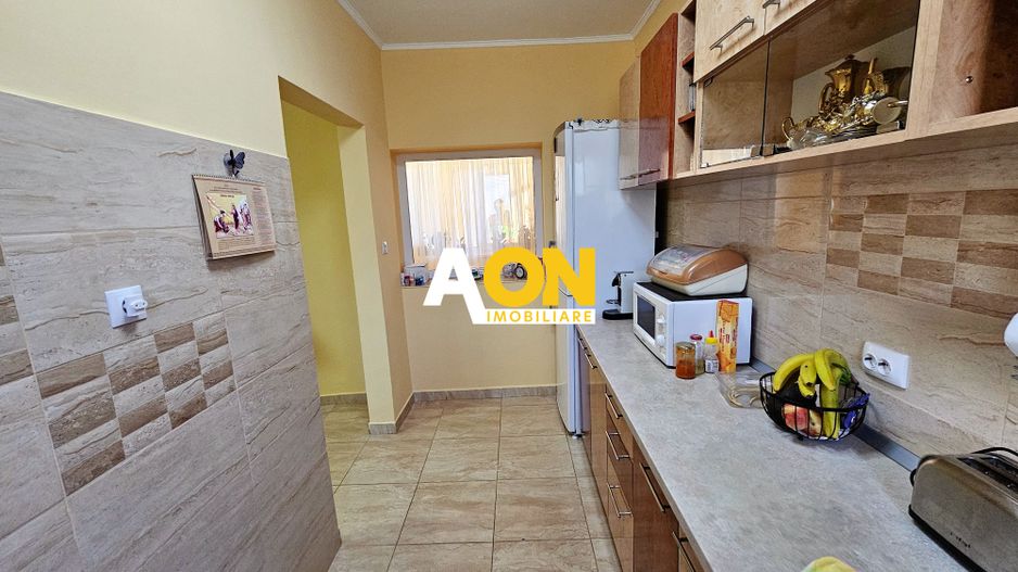 Casa renovata, 4 camere, 2 terase, mobilata, utilata, 568 mp teren - Poză 15