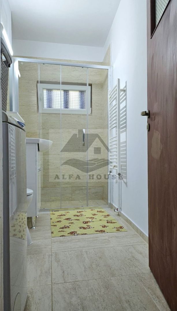 Apartament cu trei camere, zona Centrul Civic,  71 mp - Poză 8