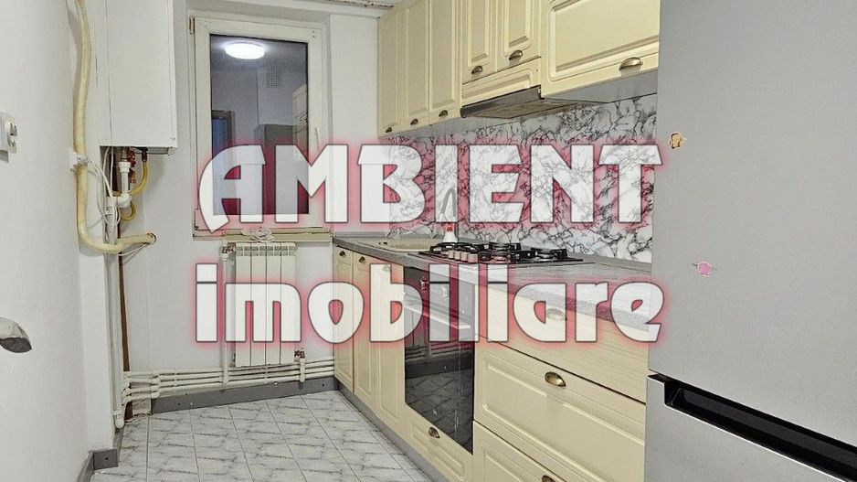 Apartament cu 2 camere, etaj 3, mobilat si utilat, zona CENTRU; - Poză 7