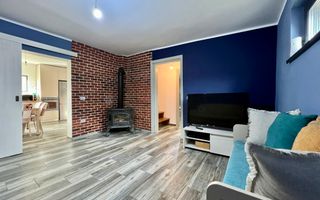 Casa din barne cu 3 dormitoare si pardoseala Gura Humorului - Poză 2