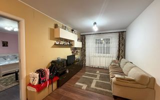 4 camere/ Zona La Terenuri - Poză 1