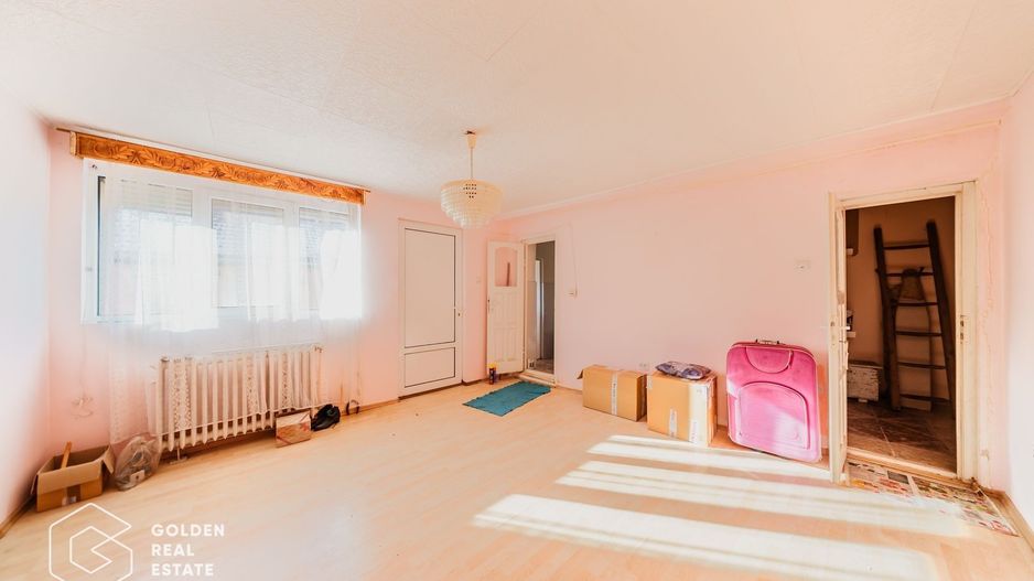 Casa individuala, Zona excelenta Micalaca, strada Abrud - Poză 5