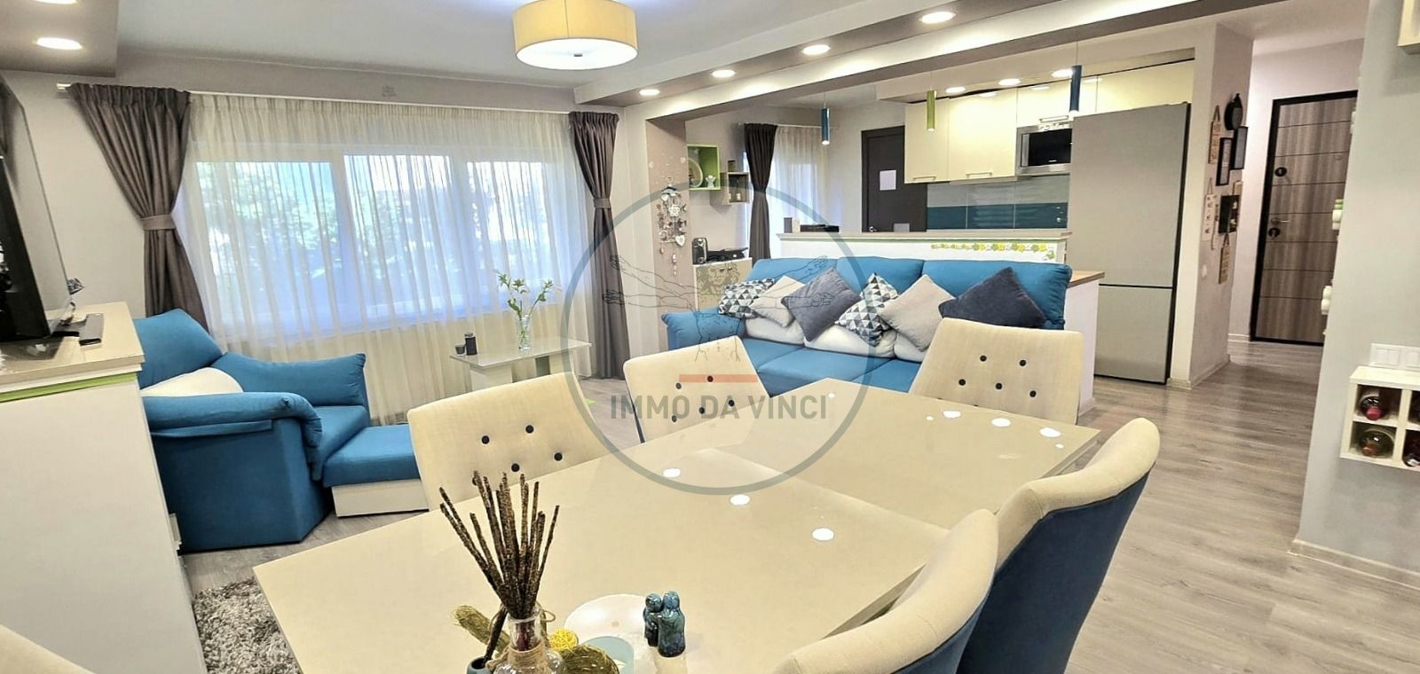 Apartament de vanzare | 4 camere - Poză 2