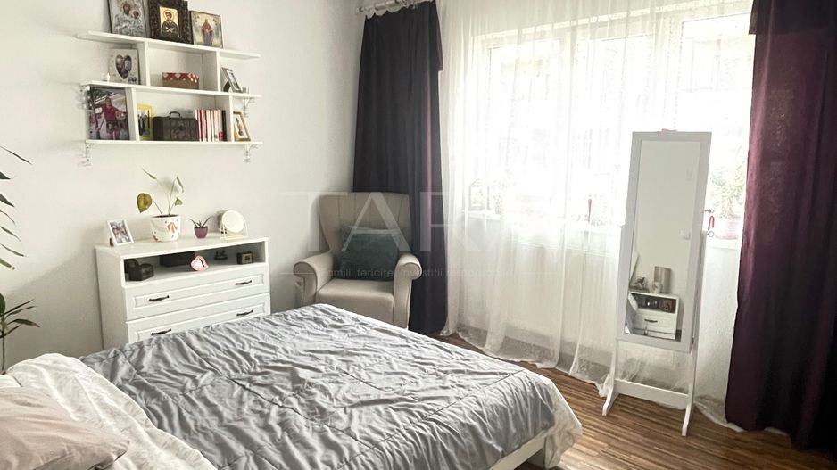 Apartament cu 2 camere, balcon închis, parcare cu CF, Terra, Florești. - Poză 3