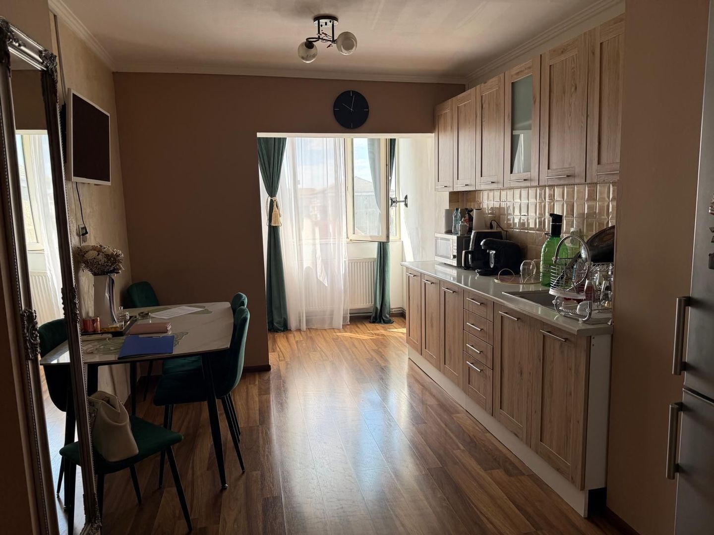 Apartament 2 camere renovat in Oradea | PB Decomandat - Poză 2