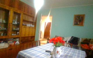 Apartament 3 camere Mănăștur, etaj 1, decomandat, balcon, beci. - Poză 3