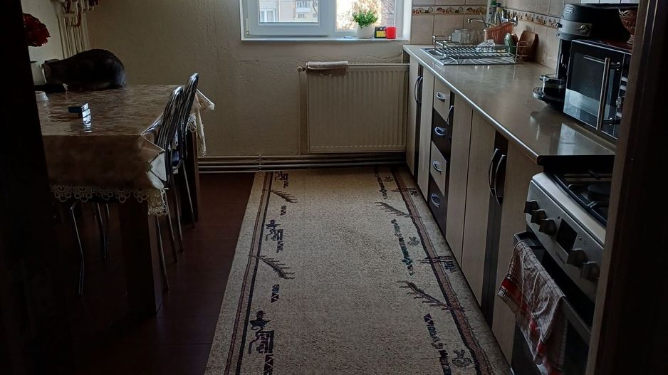 BRASADAS vinde ap 2 cam etaj 4/4 Micro 16. - Poză 1