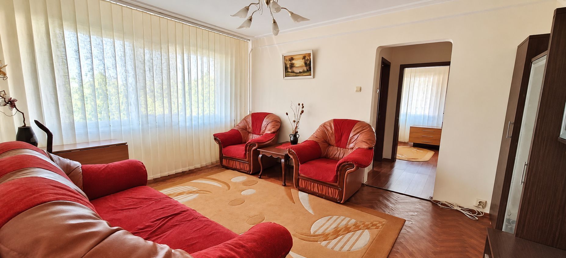 Apartament cu 2 camere, 420 euro Podu Ros - Poză 1