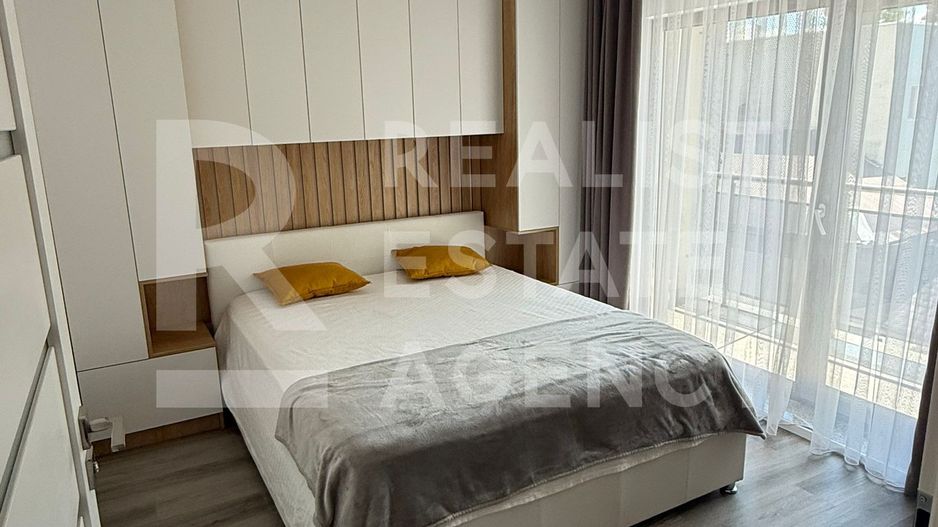 2 camere de închiriat, loc de parcare -  Strada Mircești, zona 1 Mai - Poză 3