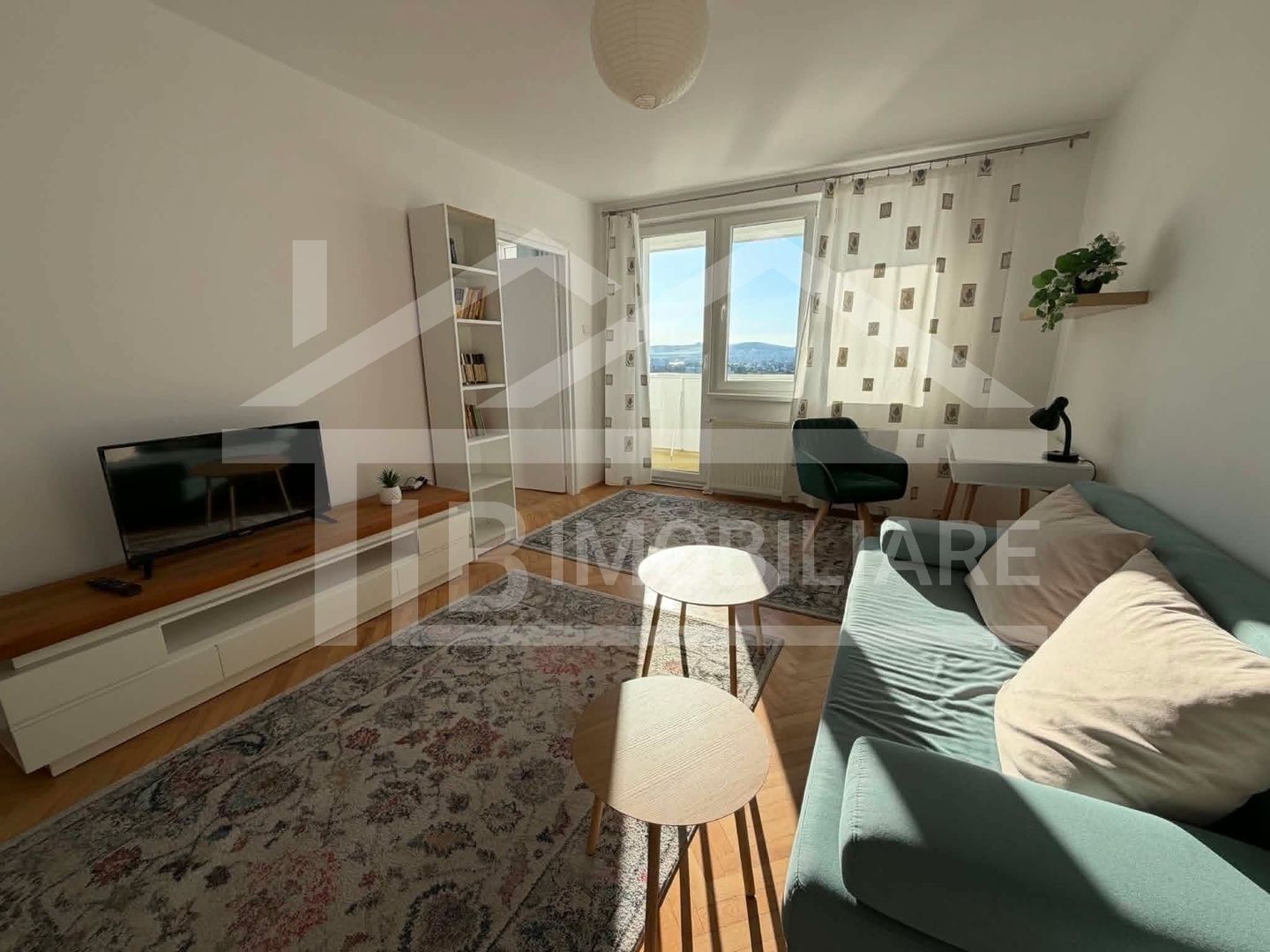 Apartament cu 2 camere, 50 mp, decomandat, Zona Semicentrala - Poză 2