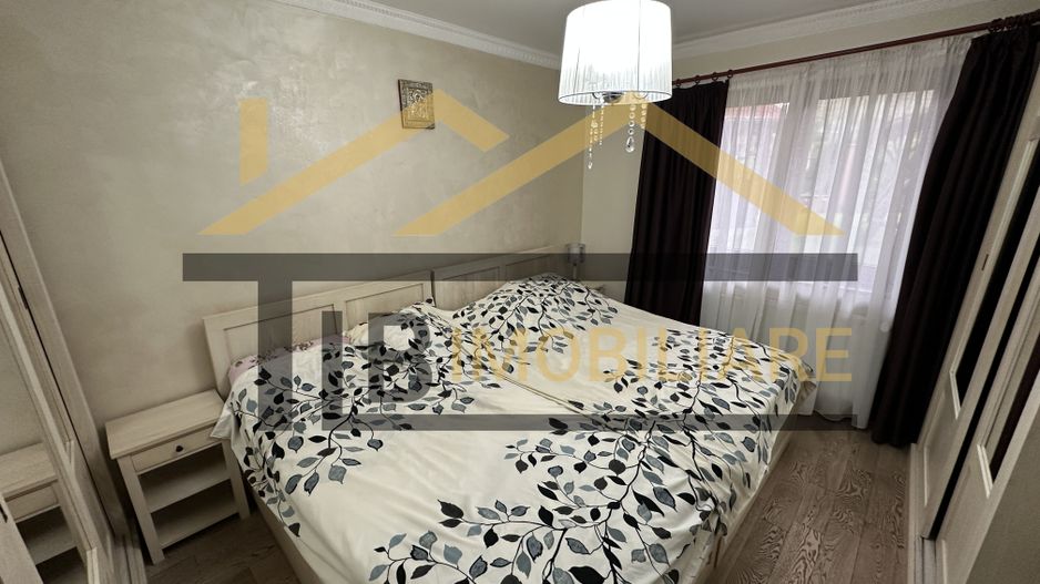 Vila cu 8 camere de vanzare, teren 1580mp, Zona Praid - Poză 35
