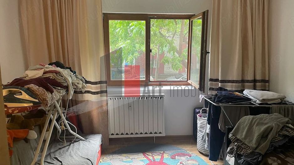 APARTAMENT  4  CAMERE  PROSPER SEBASTIAN - Poză 8