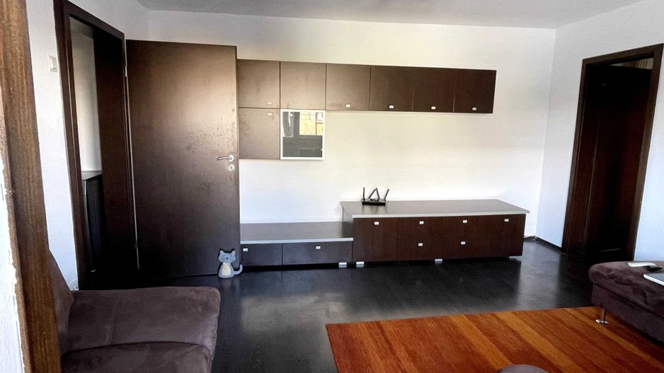 Apartament 3 camere de închiriat | 70 mp | Etaj 1 | 2 balcoane - Poză 1