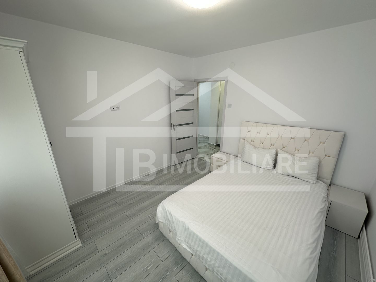 Apartament de 2 camere, 50mp, decomandat, prima inchiriere, Zona UMFST - Poză 4