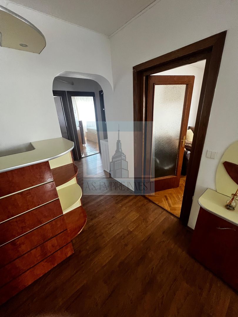 Apartament 4 camere mobilat/utilat - zona Grivitei - Poză 8