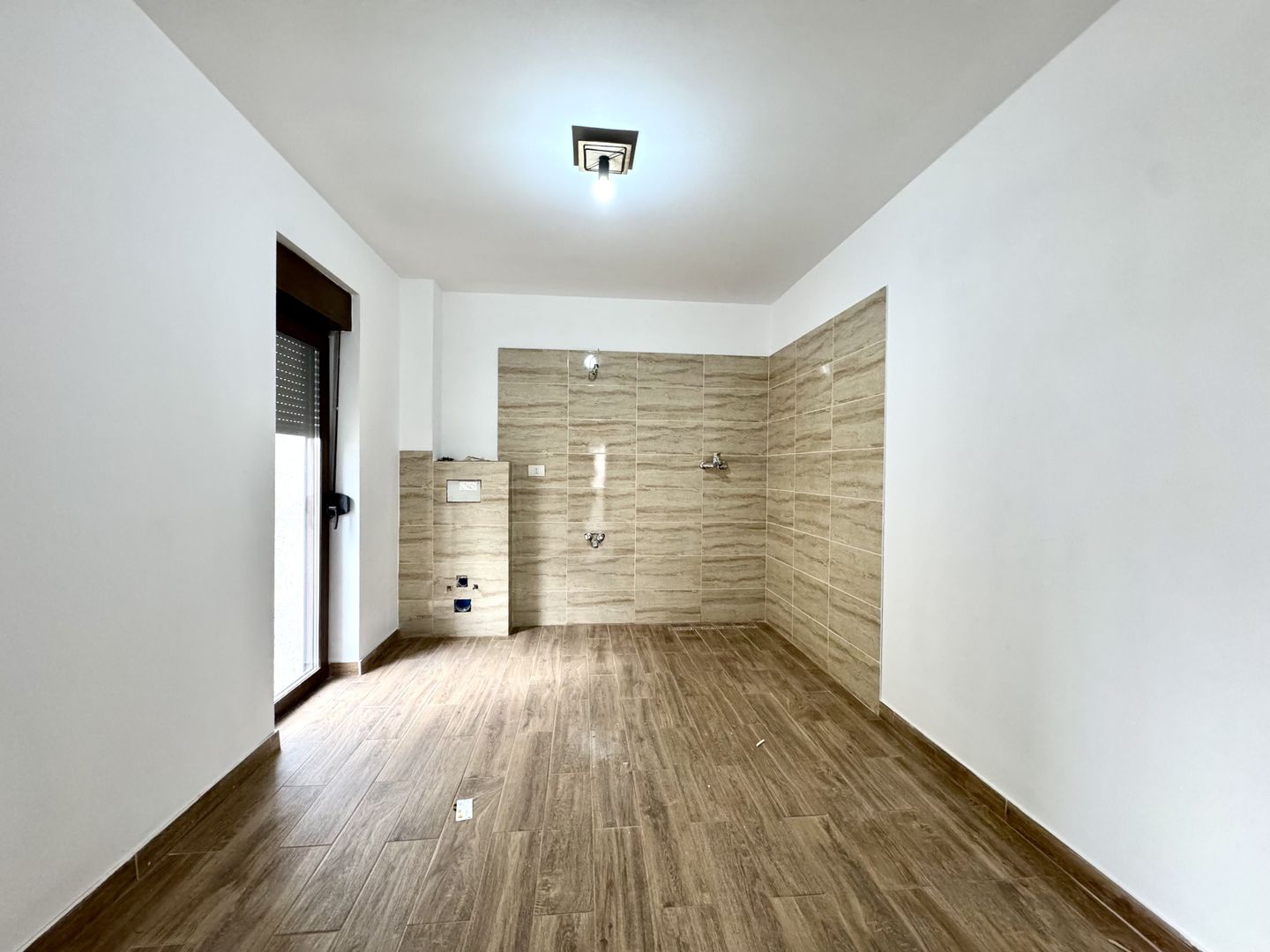Duplex spațios, prima închiriere, in zona Lunei - Poză 6