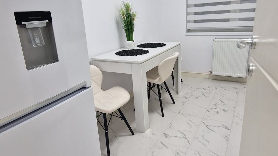Apartament 2 camere -Decomandat-et.1-Himson-450euro - Poză 4