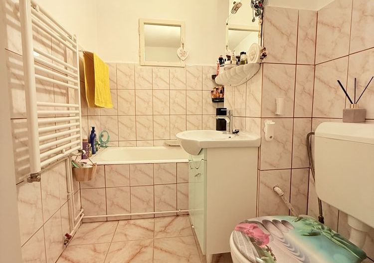 2 cam  Lipovei centrala proprie -bloc izolat - Poză 4