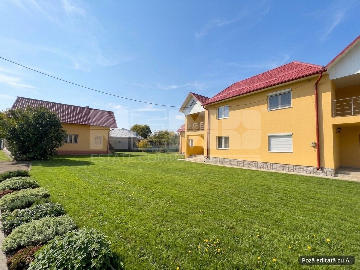 Casa si spatiu comercial in Radauti, teren 822 mp - Poză 2