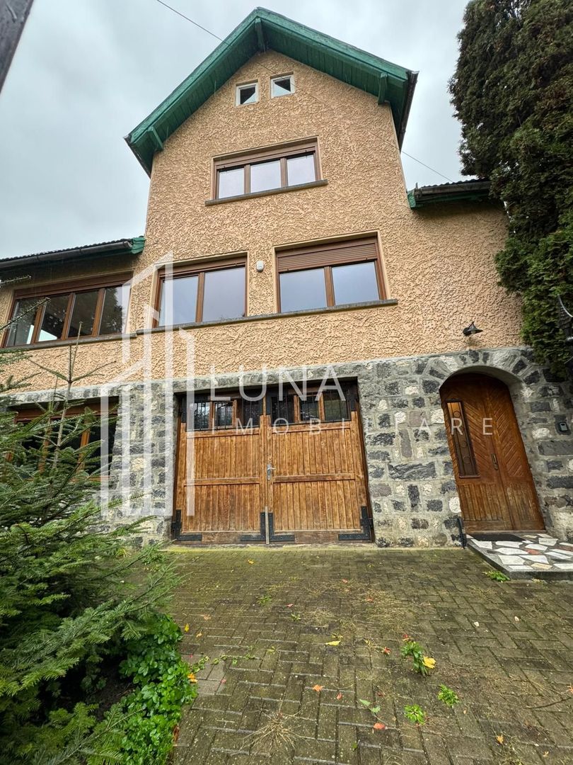 De inchiriat vila cu priveliste spectaculoasa - ideal spatiu comercial - Poză 1