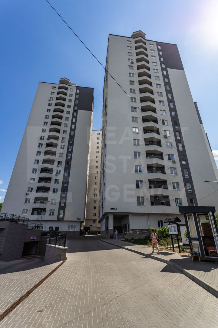 Apartament în bloc nou,  strada Doctor Tudor Strișcă, Botanica - Poză 1
