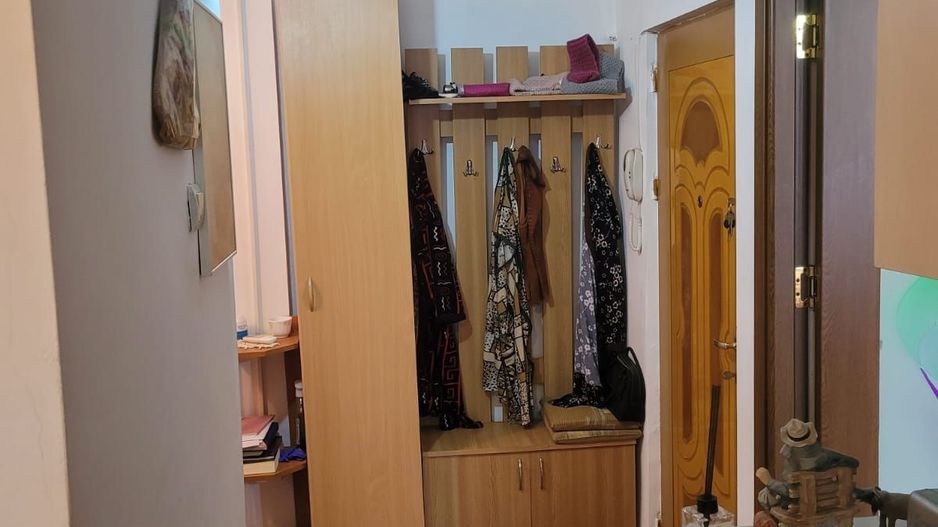 Apartament 3 camere de vanzare Crangasi - Poză 6