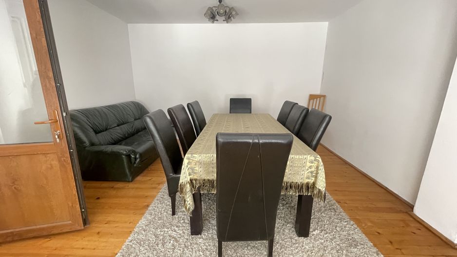 Casa cu teren 1000 mp și front 26 ml în zona Bogdanesti - Poză 2