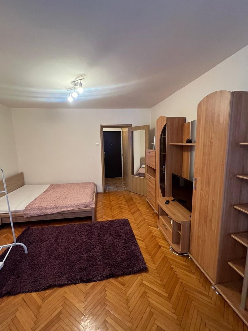 Garsoniera mobilata utilata Favorit - Poză 2