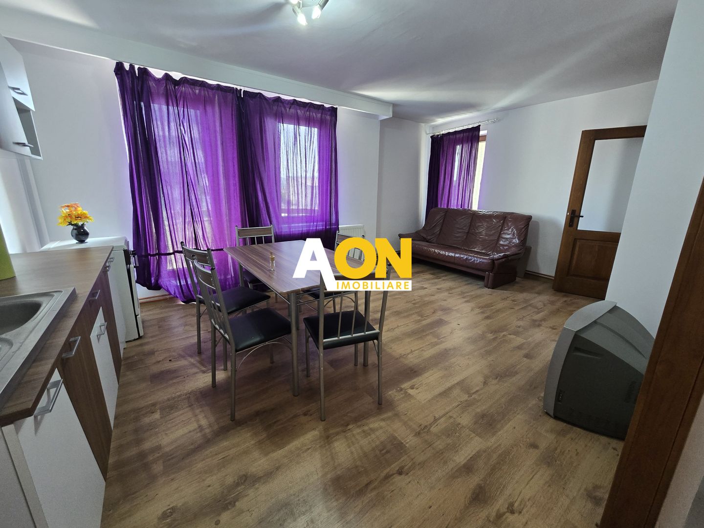 Apartament 3 Camere Zona Ultracentrala, 3 Balcoane - Poză 1