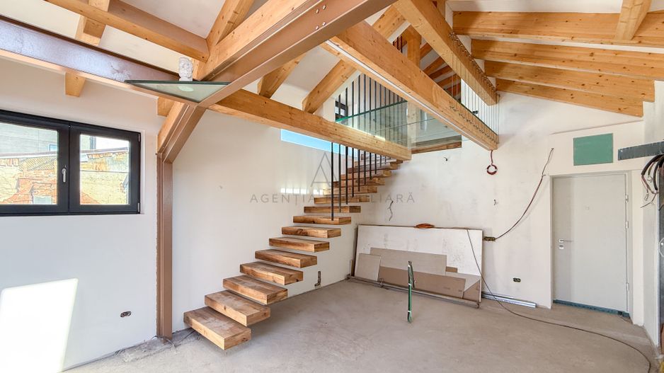 Penthouse Aviatorilor - Poză 1