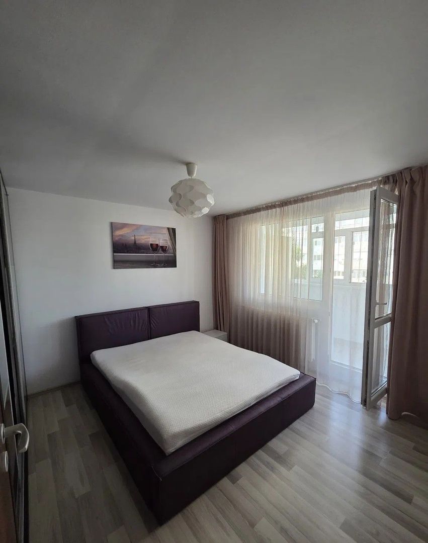 Apartament 3 camere 1 Decembrie 1918-Trapezului | Loc parcare - Poză 1