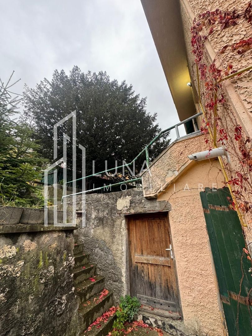 De inchiriat vila cu priveliste spectaculoasa - ideal spatiu comercial - Poză 7