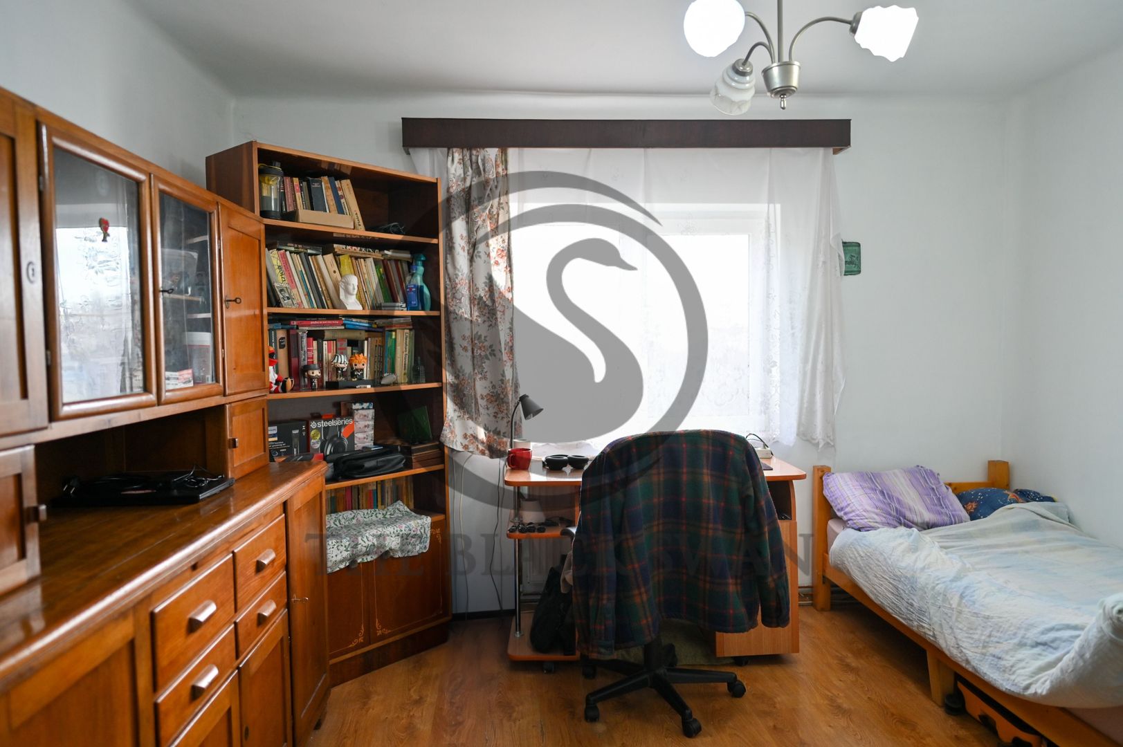 Casa cu 7 camere de vanzare | Zona Centrala, Baicoi | Comision 0% - Poză 15